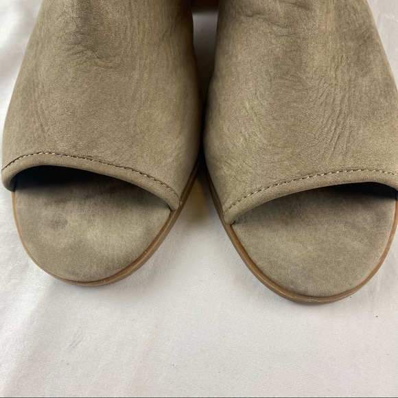 Lucky Brand Baldomero Heel Leather Slide Mules - Picture 3 of 12